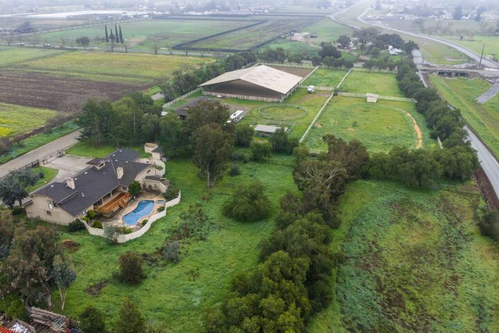 Property Photo:  13575 Mammini Court  CA 95046 