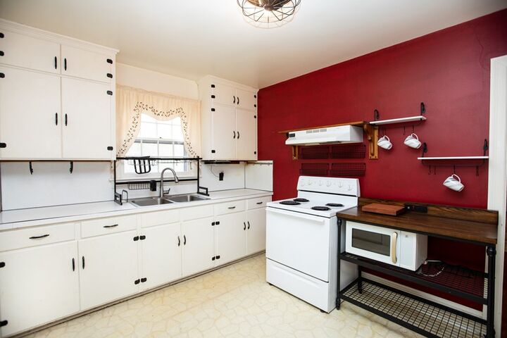 Property Photo:  4996 Farmville Rd.  VA 23901 