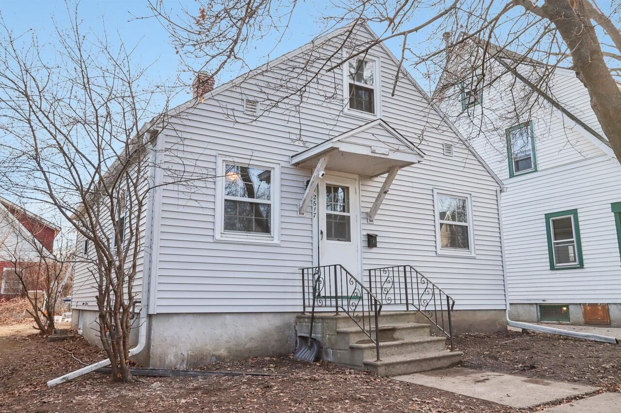 Property Photo: 2617 Hoard Street WI 53704