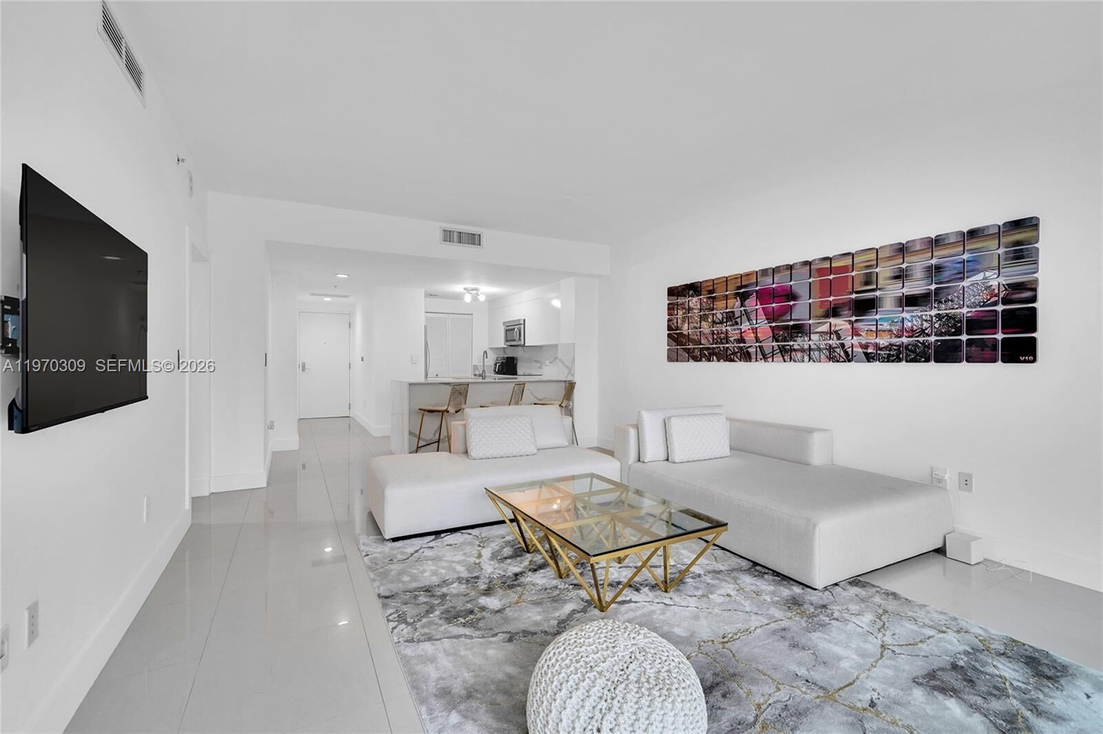 Property Photo:  253 NE 2nd St 3106  FL 33132 