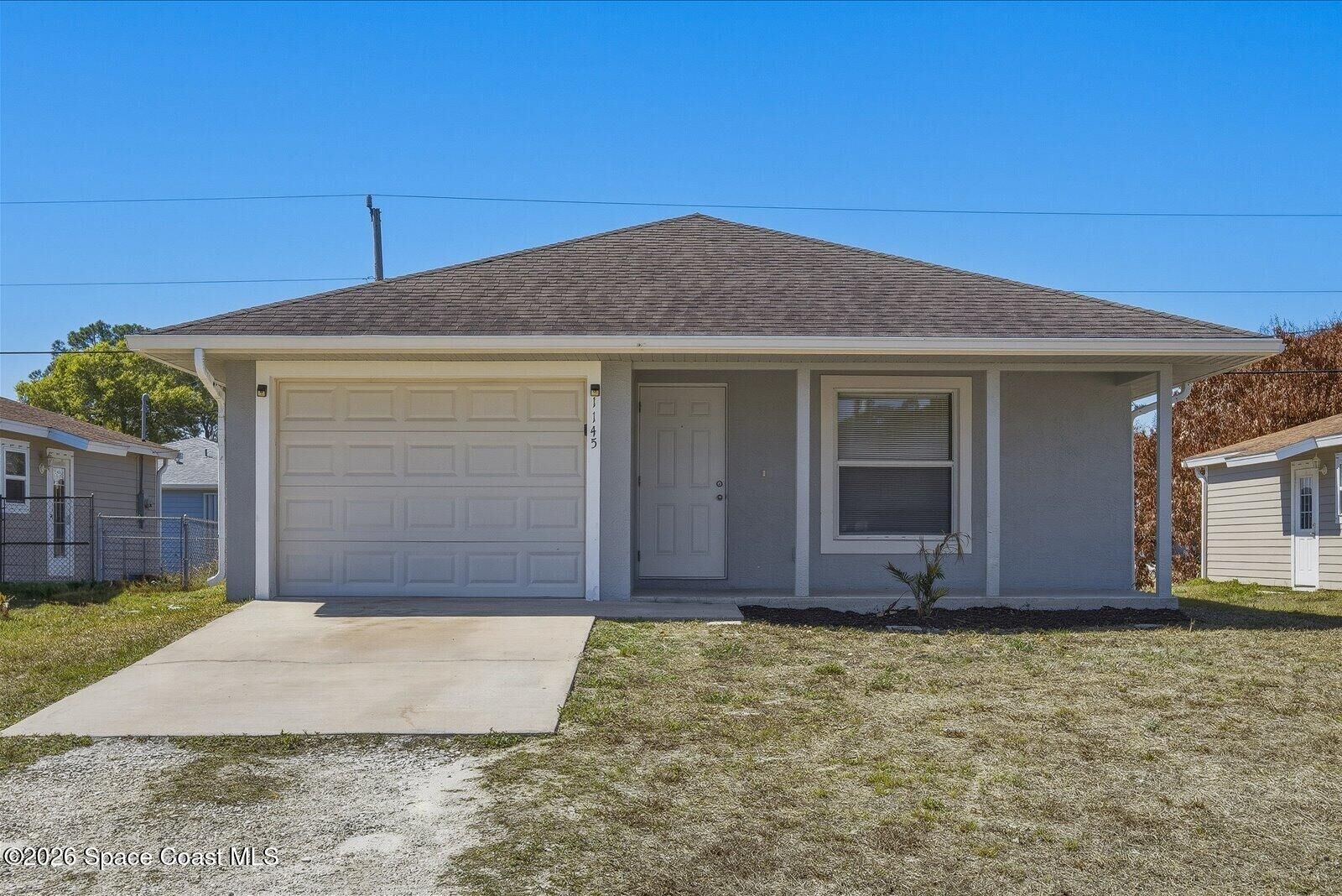 Property Photo:  1145 11th Court SW  FL 32962 