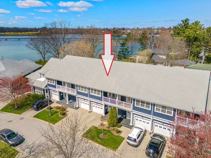 Property Photo: 88 Lakeport Road 4 ON L2N 4P8