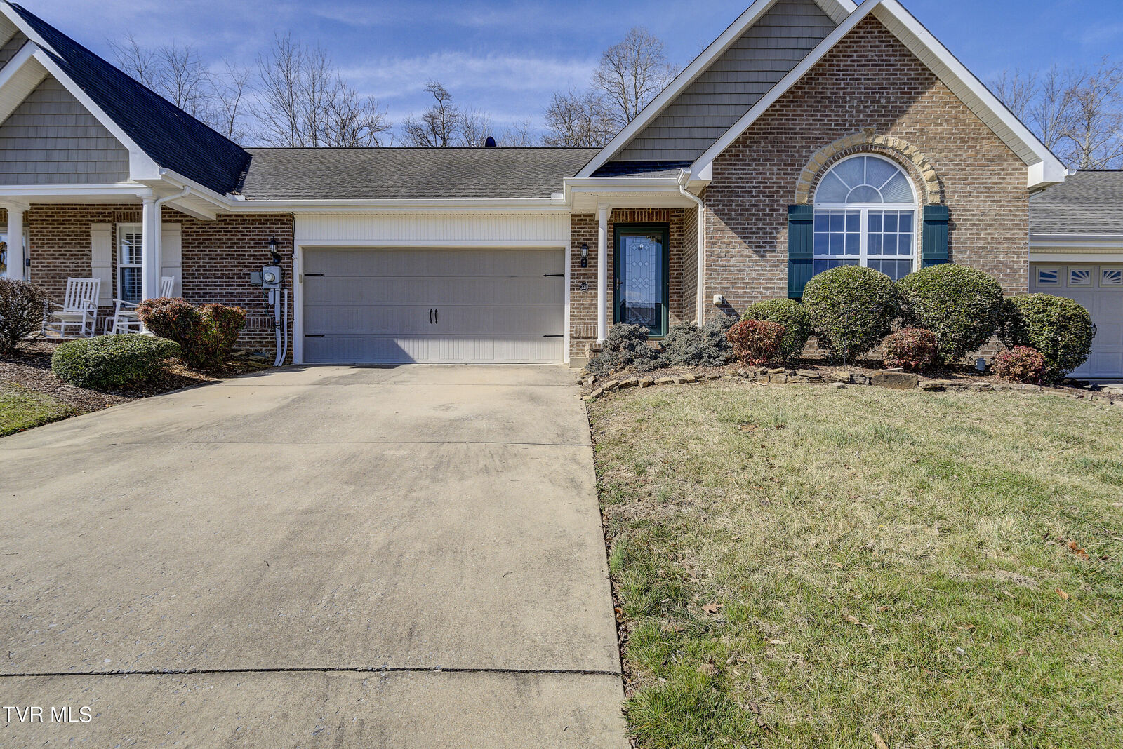 Property Photo: 221 Bridgewater Court TN 37615