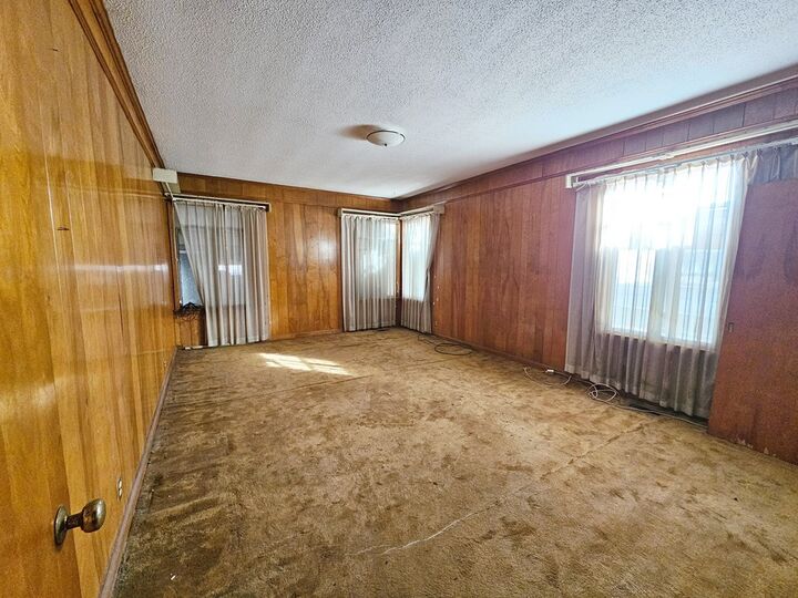 Property Photo:  502 Eugemar Drive  GA 31707 