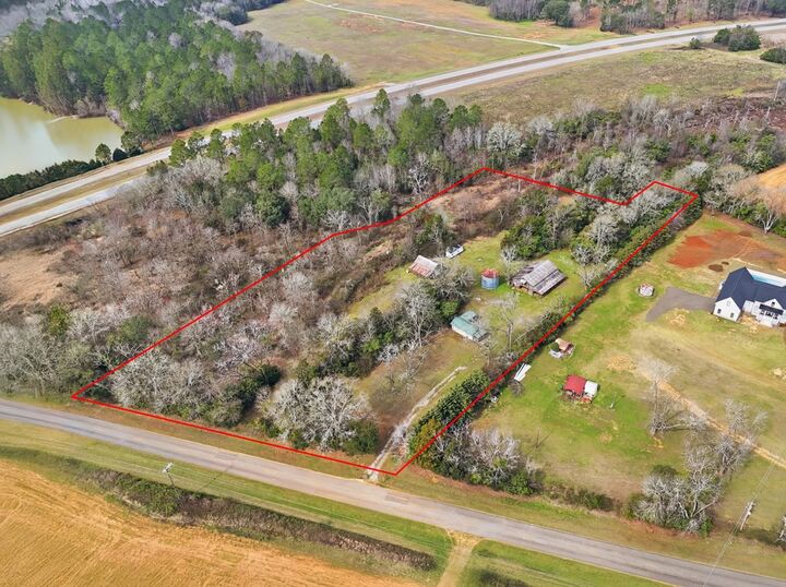 Property Photo: 204 Linden Road GA 31763