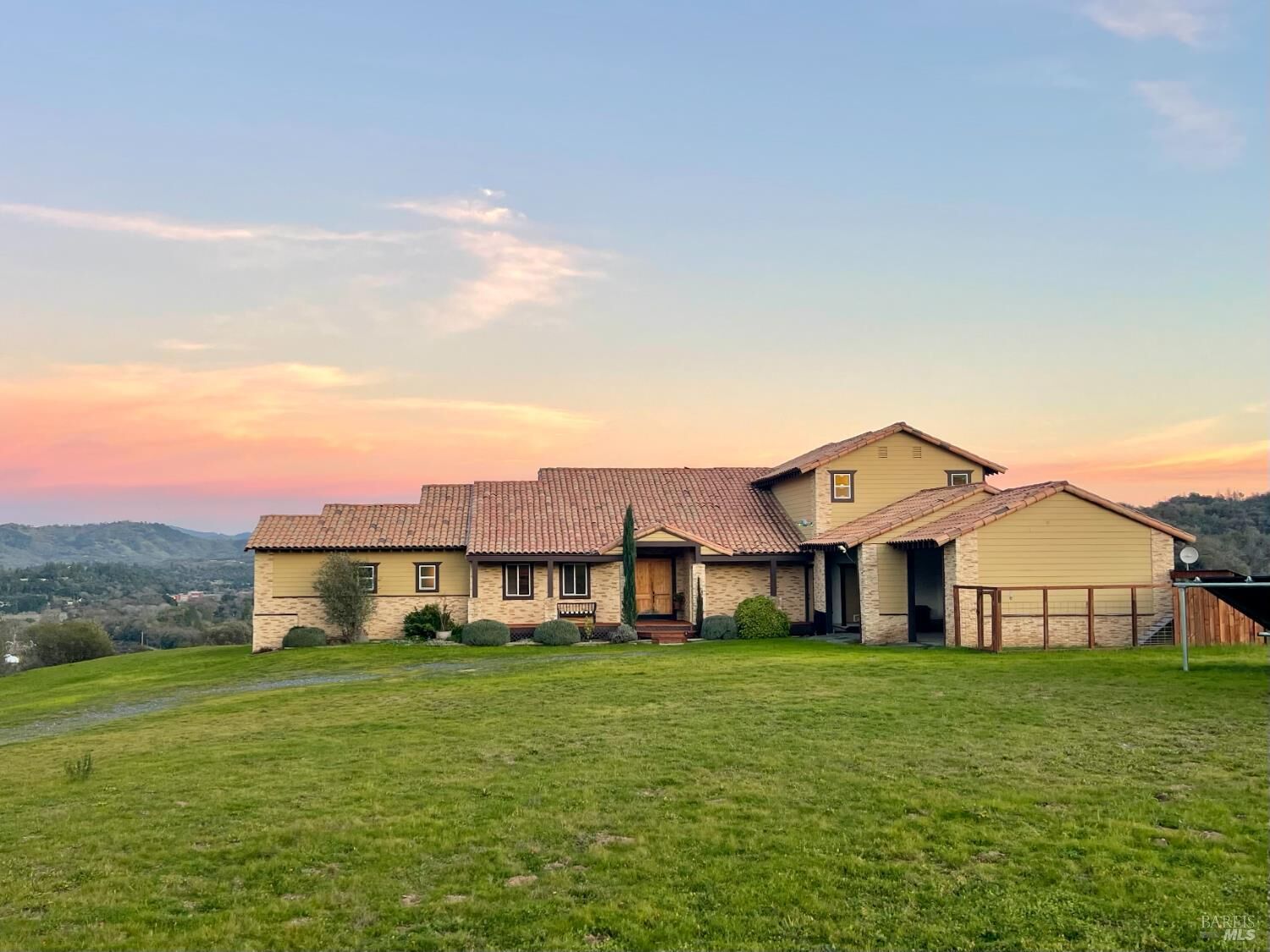 Property Photo:  1106 Bel Arbres Drive  CA 95470 