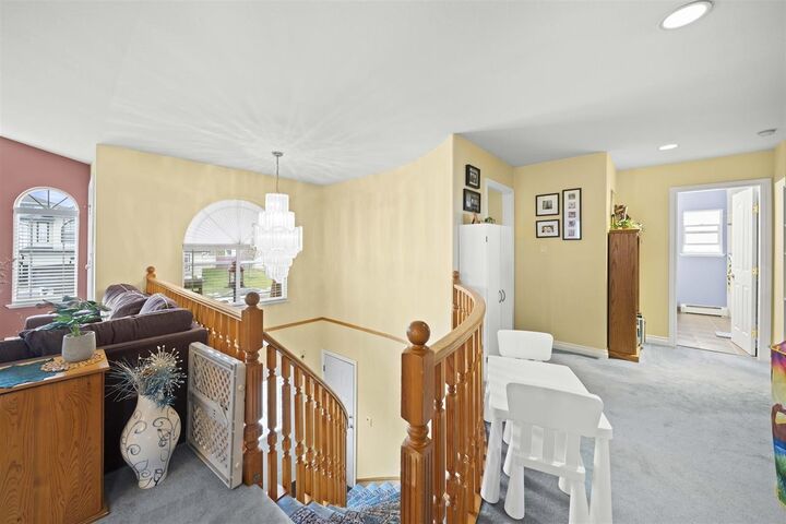 Property Photo: 31533 Homestead Crescent BC V2T 6V6
