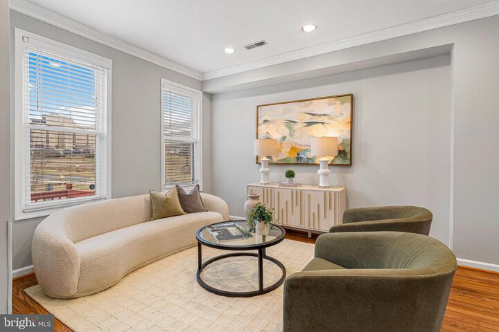 Property Photo: 3028 Park Place NW DC 20001