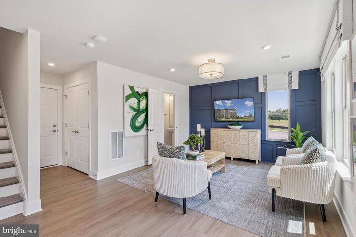 Property Photo: 11230 Einstein Street VA 20109