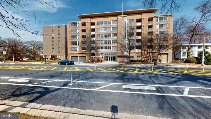 Property Photo: 355 I Street SW 626 DC 20024