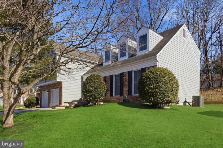 Property Photo:  12405 Olivewood Place  MD 20904 