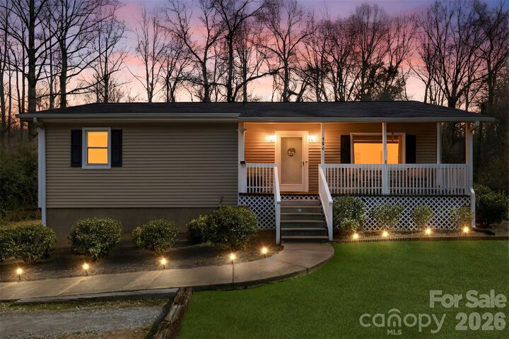 Property Photo: 405 El Bethel Road NC 28086