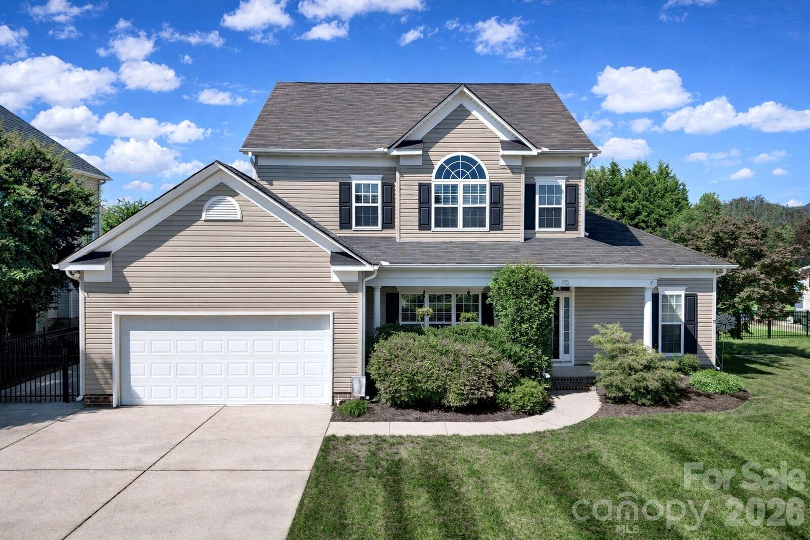 Property Photo:  115 Lamplighter Lane  NC 28115 