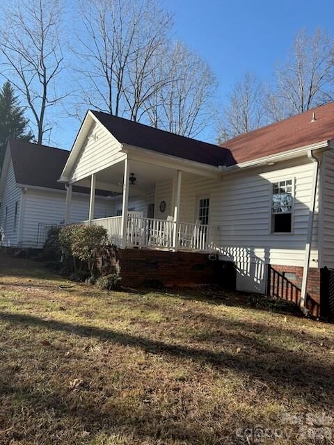 Property Photo:  119 Beech Brook Lane  NC 28625 