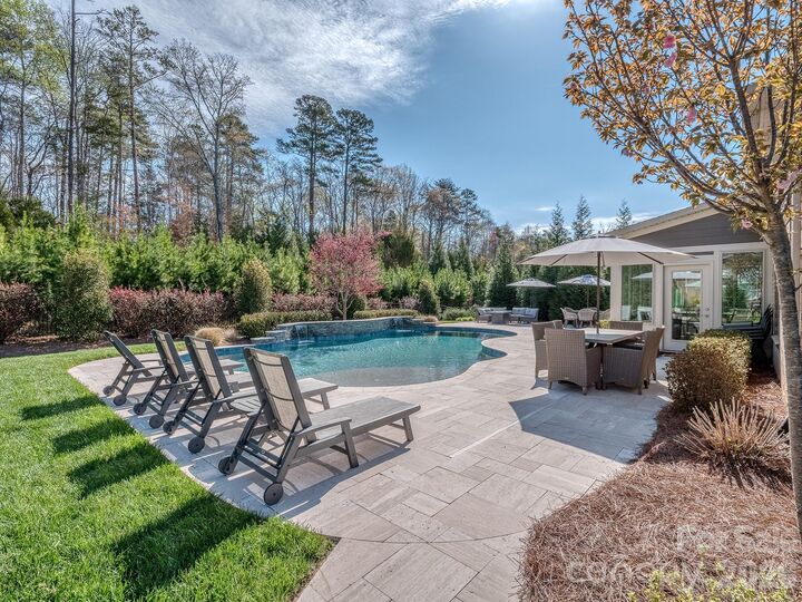 Property Photo:  300 Westlake Drive  NC 28173 