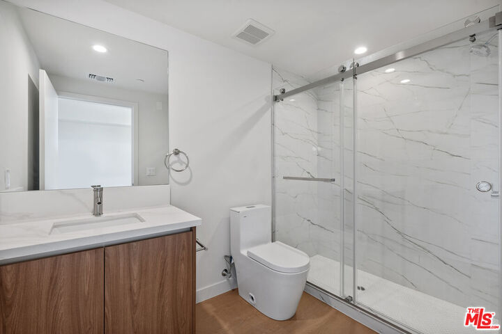 Property Photo: 1717 Winona Blvd CA 90027