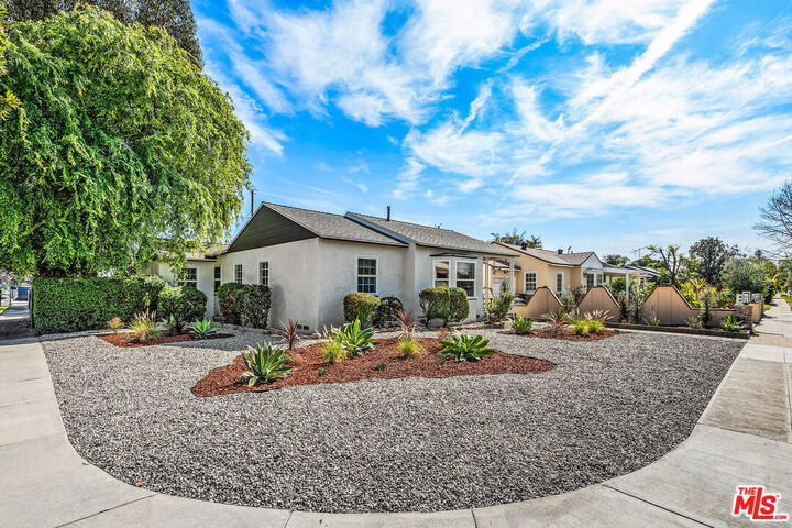 Property Photo:  2144 N Pepper St  CA 91505 
