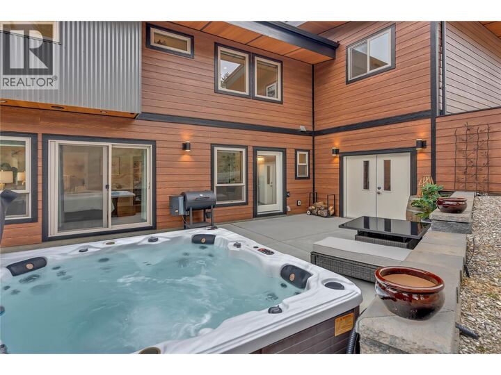 Property Photo: 109 Fairway Drive BC V0H 1K0