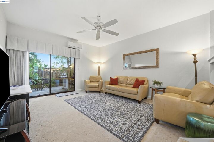 Property Photo:  8985 Alcosta Blvd 162  CA 94583 