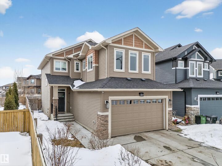 Property Photo:  1907 Adamson Terrace SW  AB T6W 2N7 