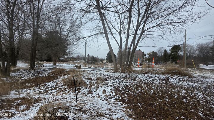 Property Photo:  8 - 10 S 5th Street  MI 49336 