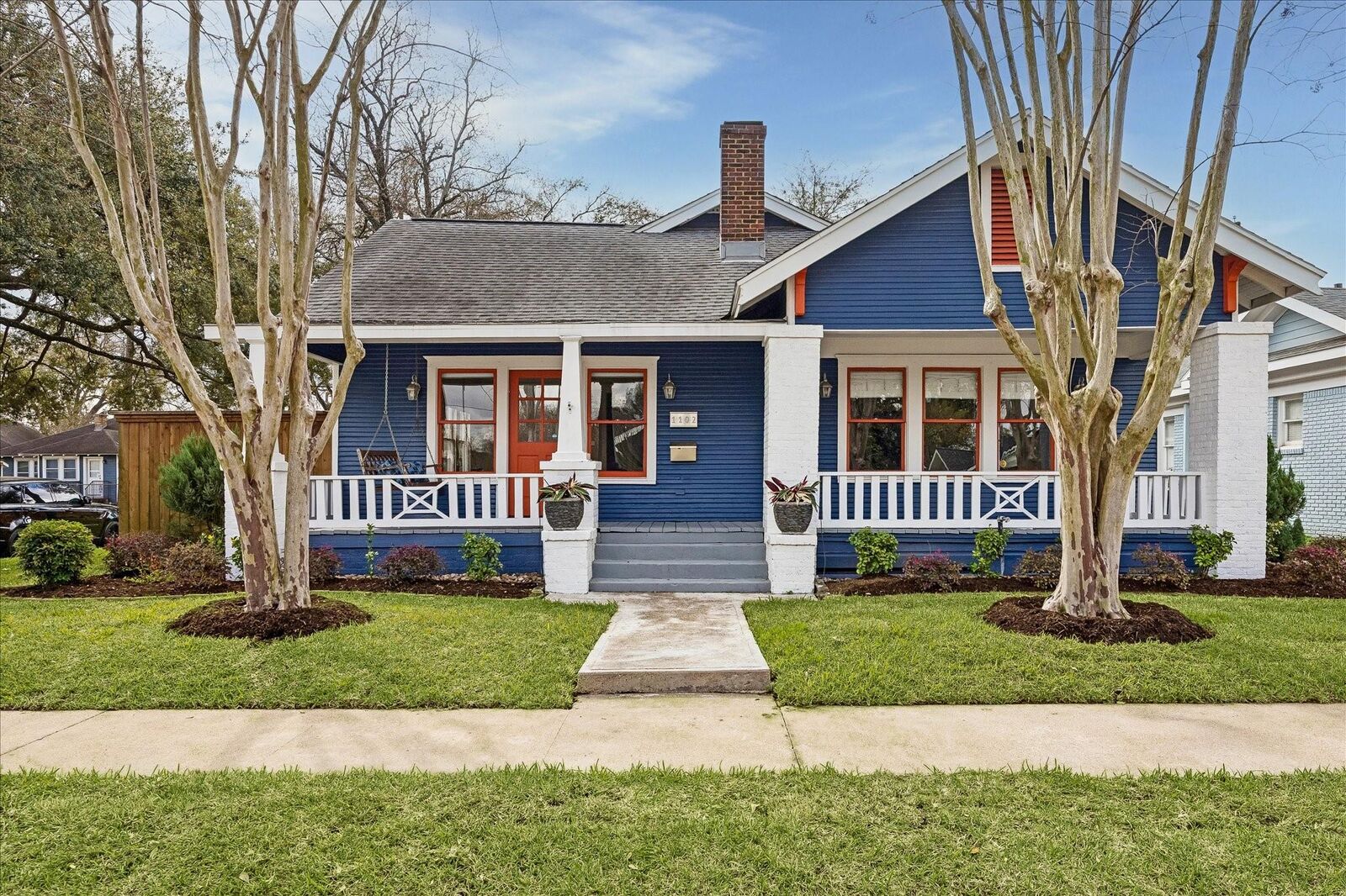 Property Photo:  1102 E 14th Street  TX 77009 