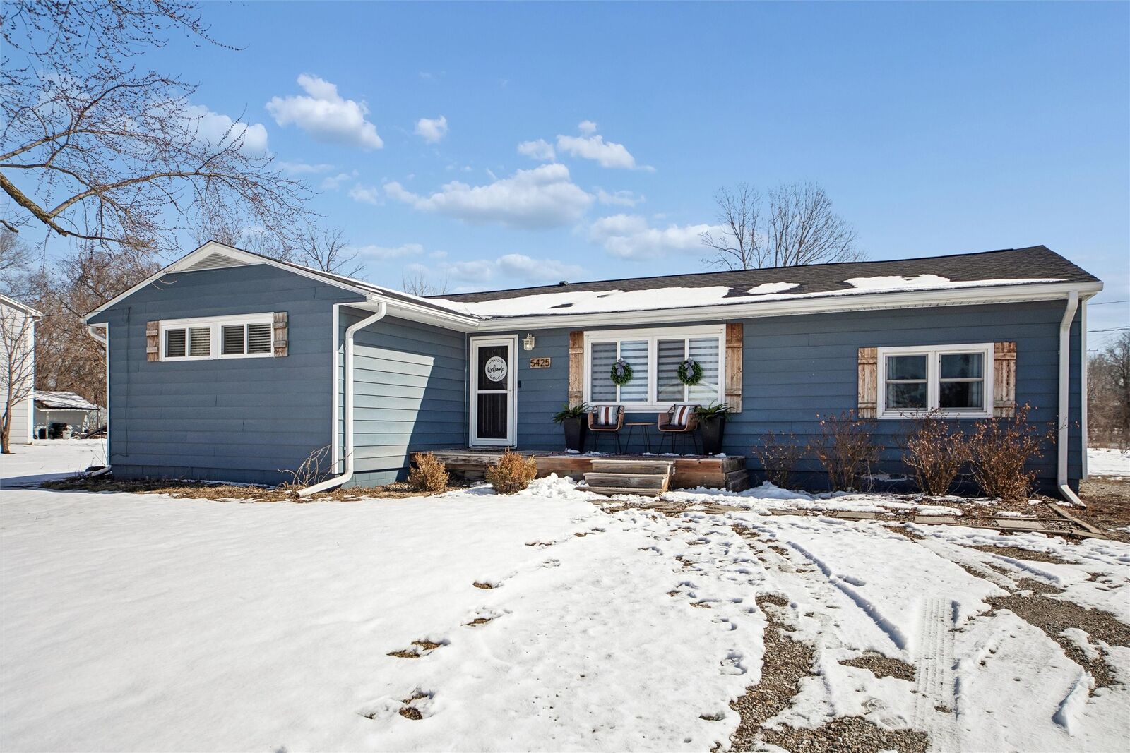 Property Photo:  5425 NW 4th Court  IA 50313 