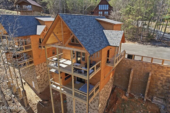 Property Photo:  939 Pine Valley Way  TN 37862 