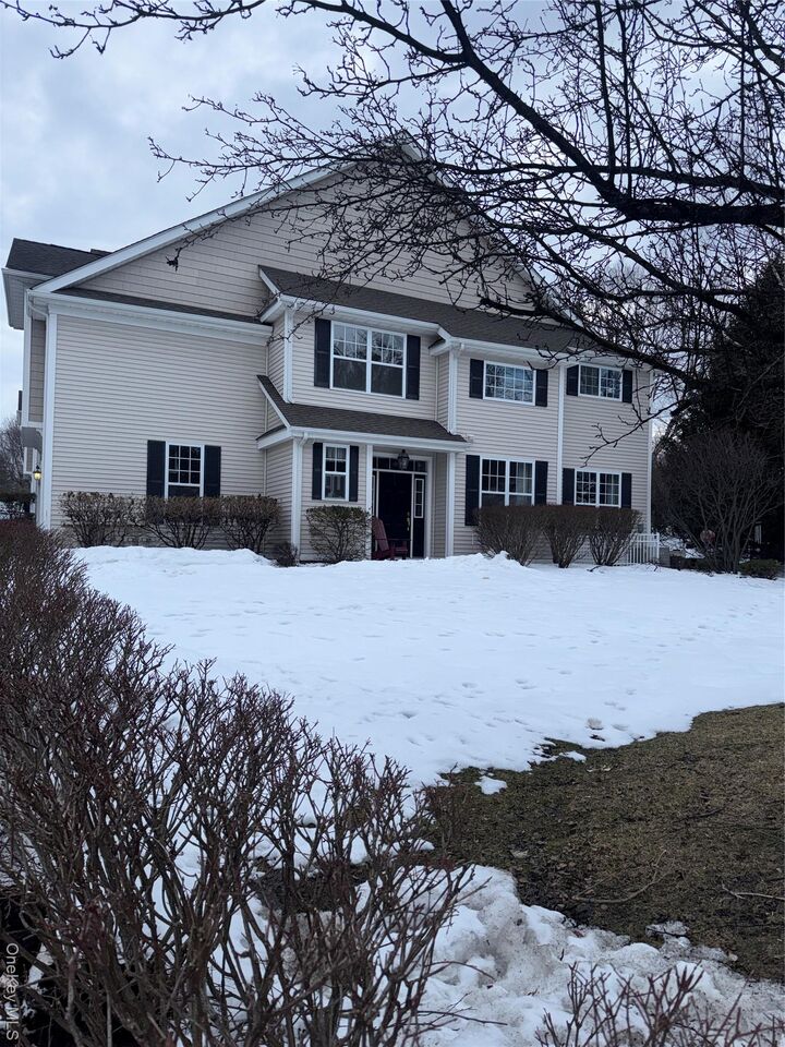 Property Photo: 43 Putters Way NY 10940