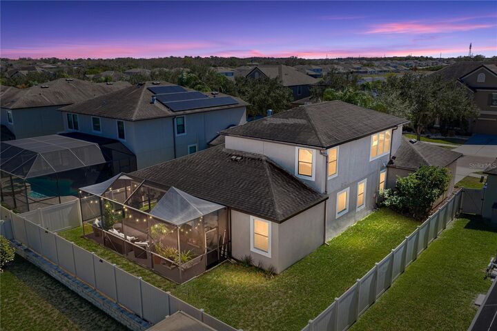 Property Photo:  11510 Sand Stone Rock Drive  FL 33569 