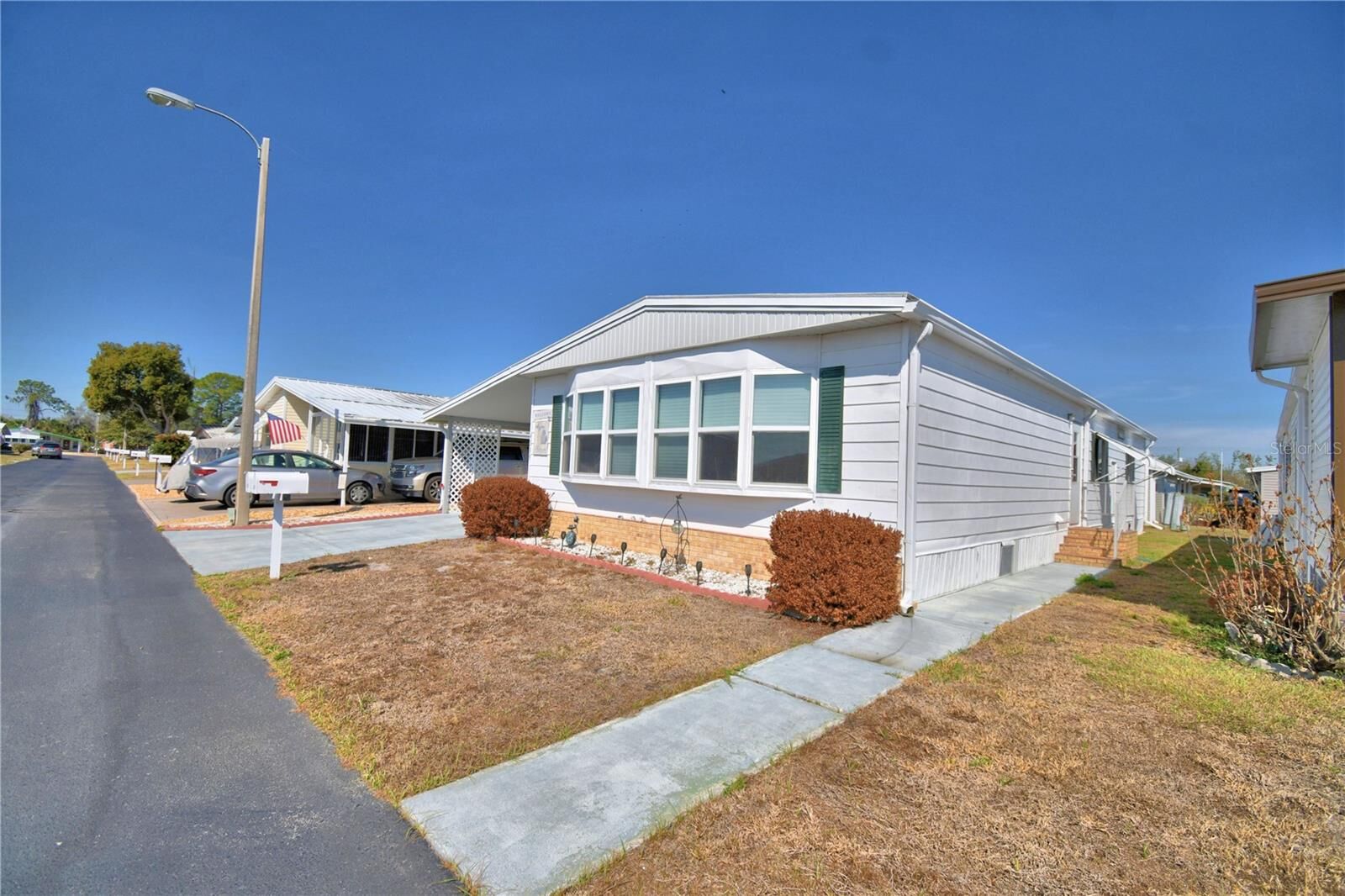 Property Photo: 4239 Cedarwood Street FL 33880