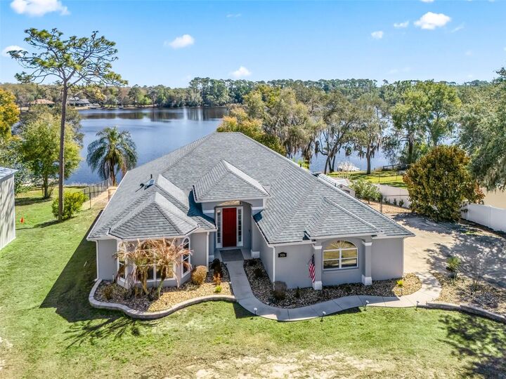 Property Photo:  3924 Woodpecker Drive  FL 34731 