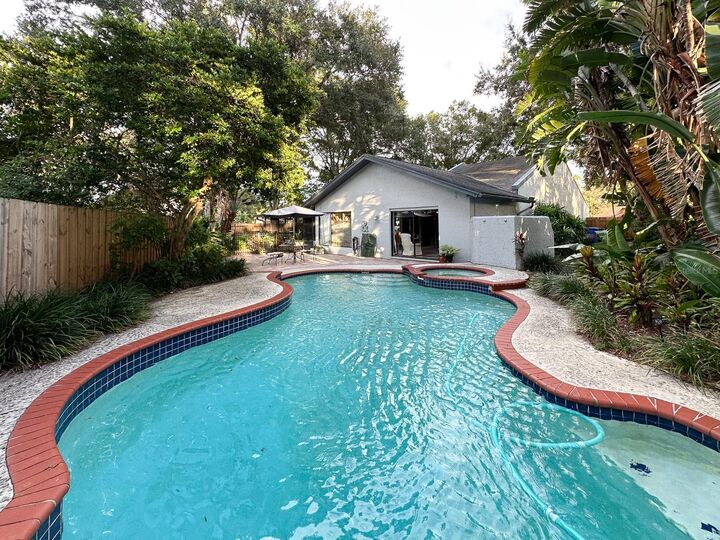 Property Photo:  4438 Summer Oak Drive  FL 33618 