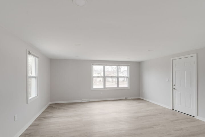 Property Photo: 1816 Hebron Avenue IL 60099