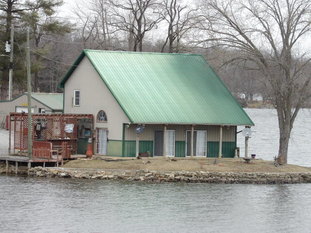 Property Photo:  180 Morris Road  IL 62935 