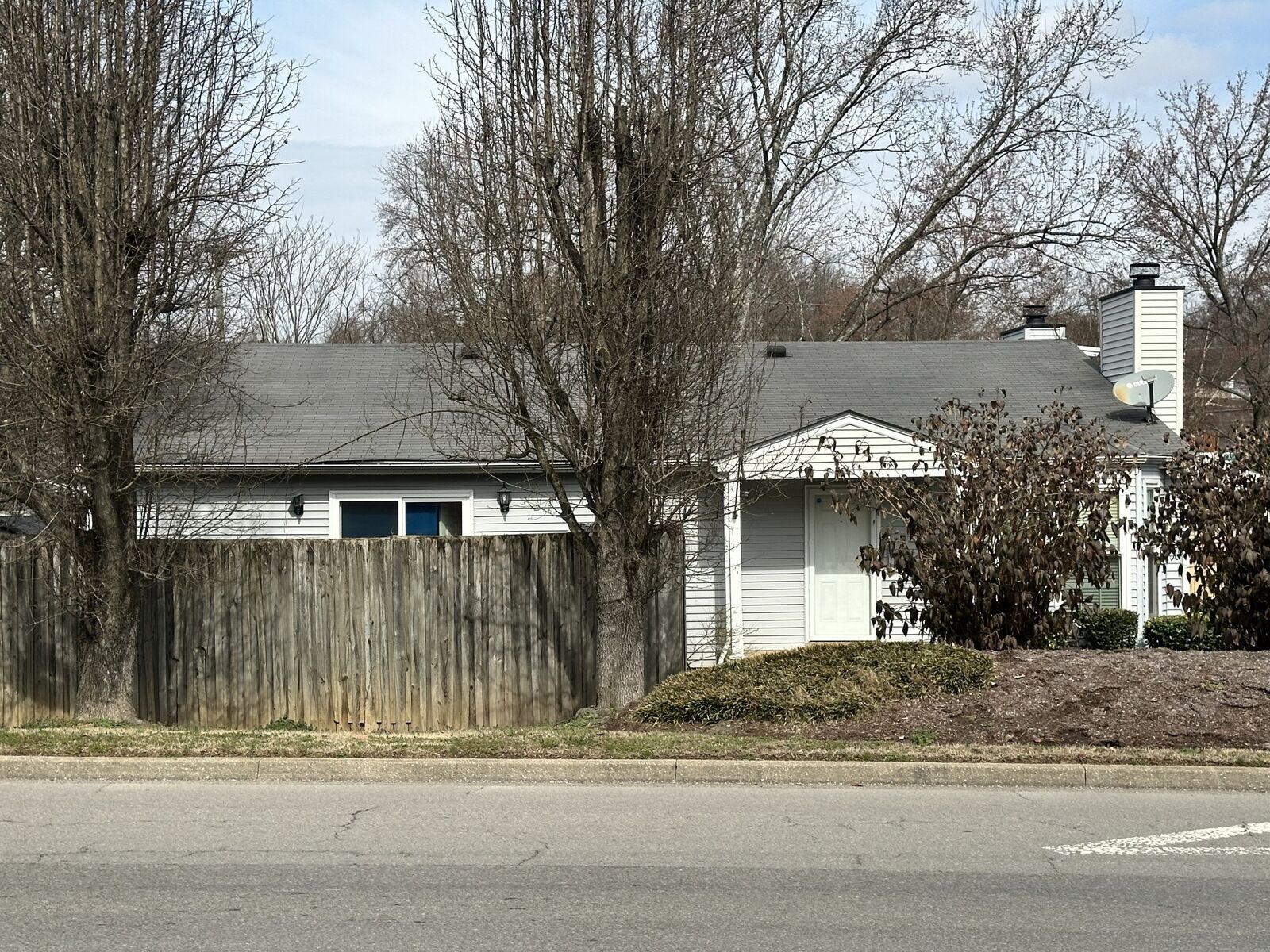 Property Photo:  901 Patio Dr  TN 37214 