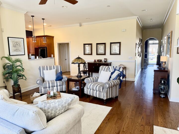 Property Photo:  812 Cedarstone Way  TN 37214 