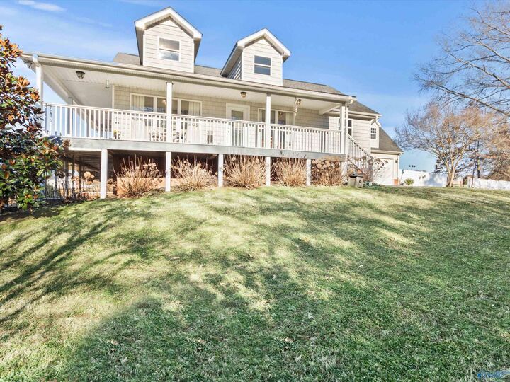 Property Photo:  17979 Lakeside Estates Road  AL 35614 