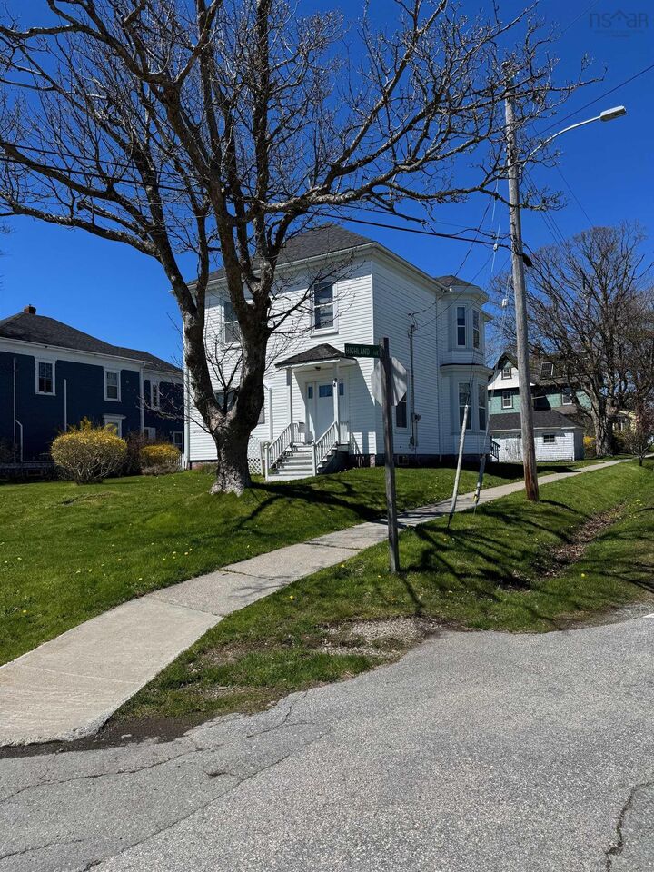 Property Photo: 48 Albert Street NS B5A 3N6
