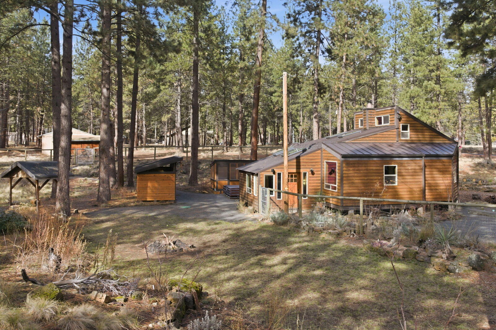 Property Photo: 18879 River Woods Drive OR 97702