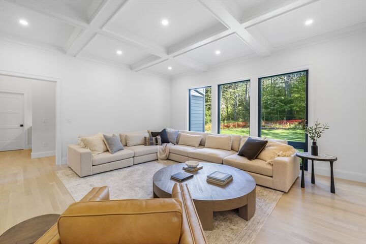 Property Photo: 92 Hill St MA 02421