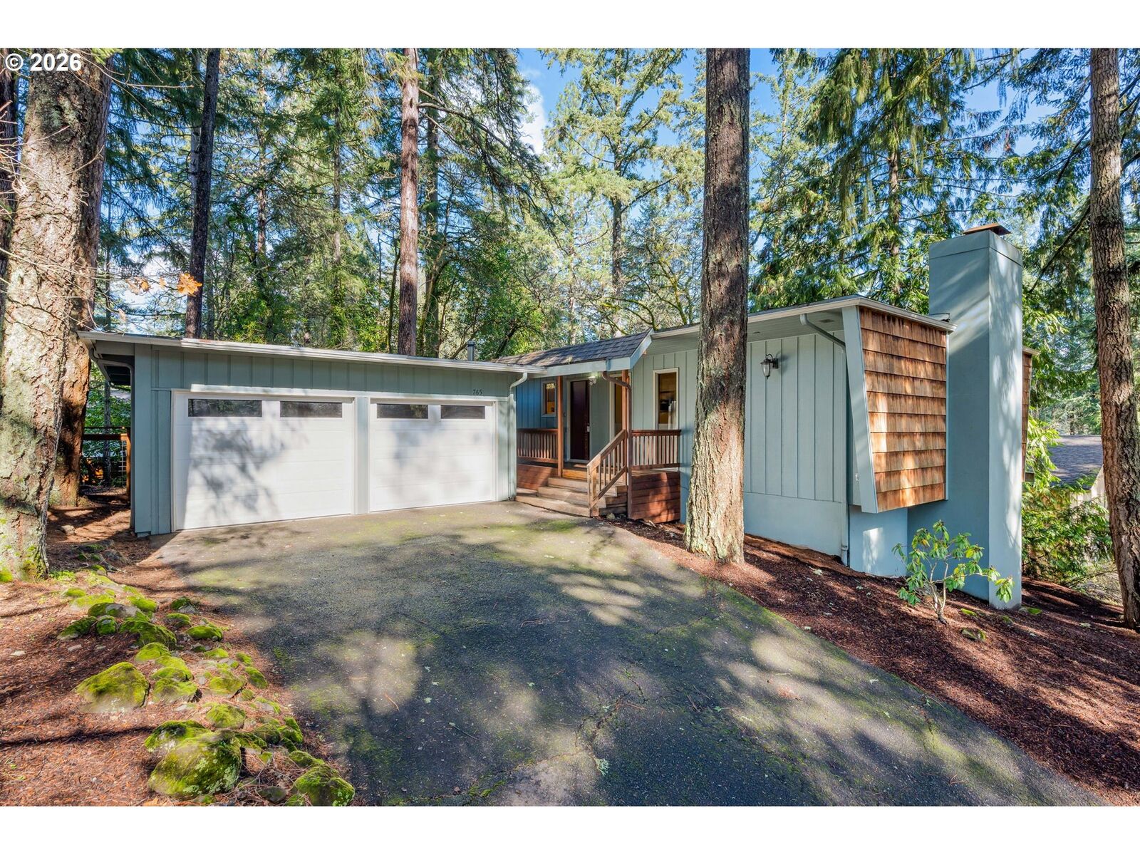 Property Photo:  765 Sprague St  OR 97405 