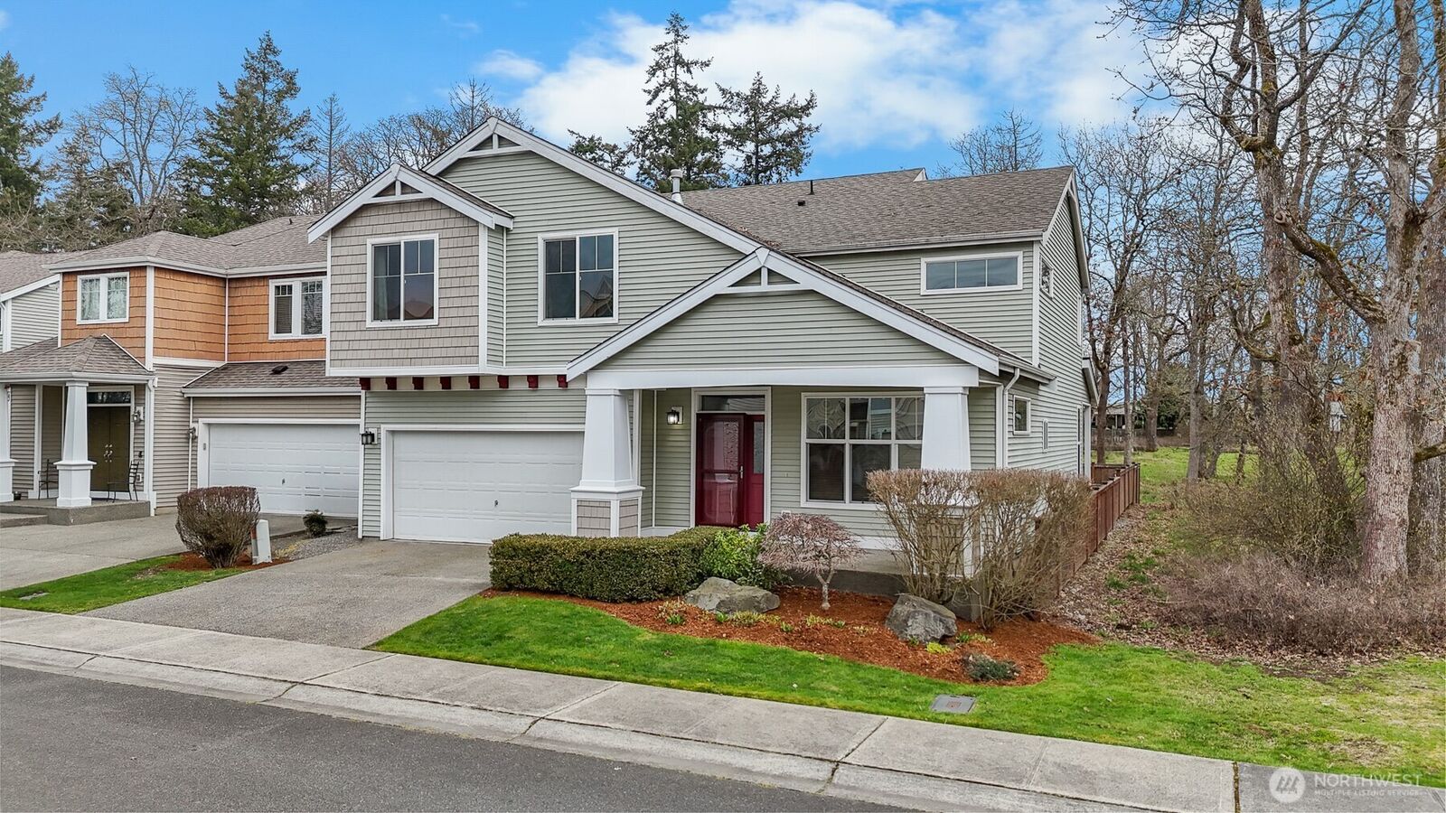 Property Photo: 17715 17th Avenue E WA 98387