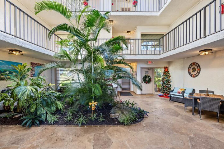 Property Photo:  1800 SE Saint Lucie Boulevard 9-102  FL 34996 