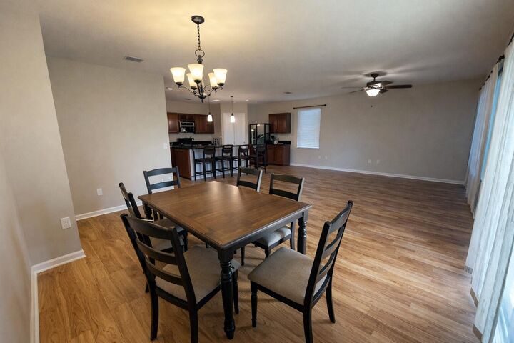 Property Photo:  1586 Lexington Square SW  FL 32962 