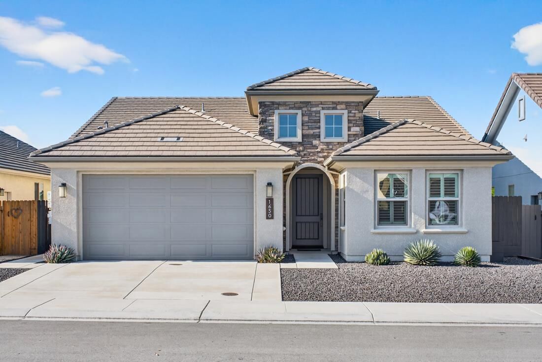 Property Photo:  1650 Clover Court  CA 95023 