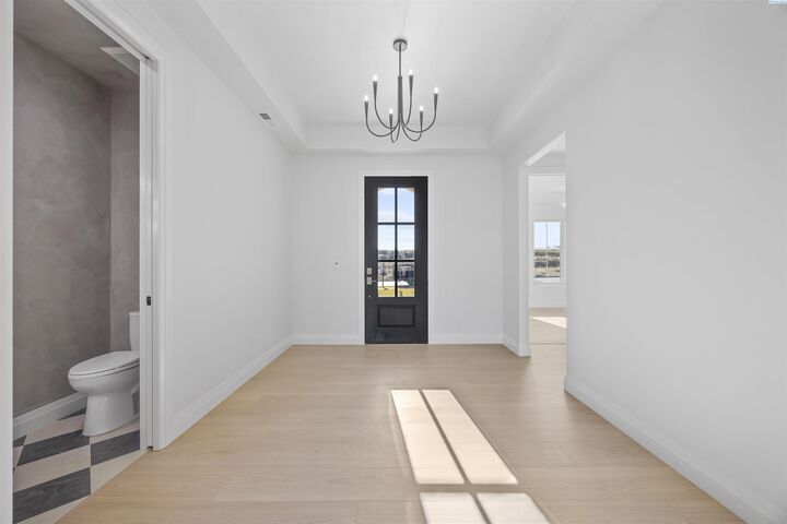 Property Photo:  2871 Savanna Ave  WA 99352 