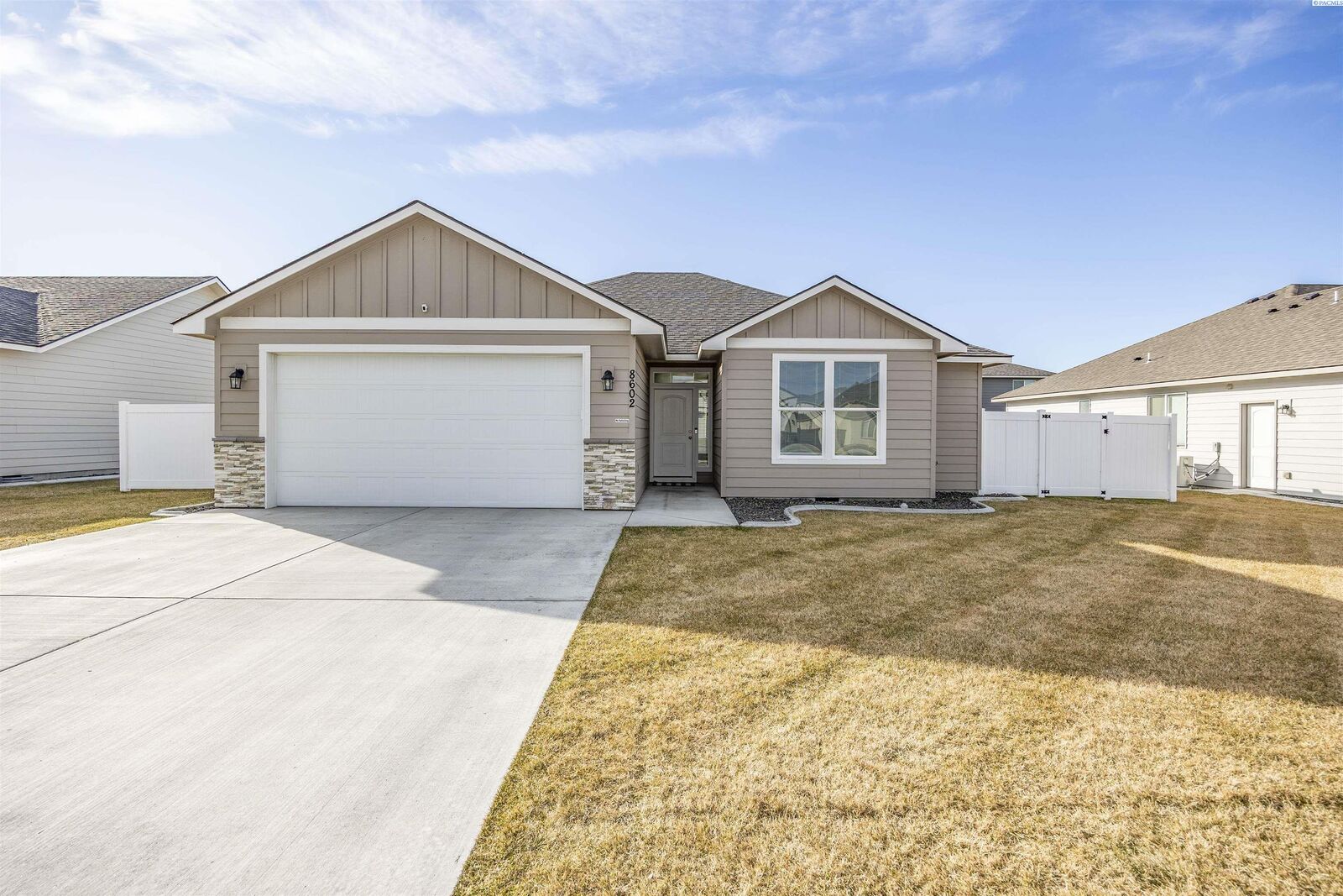 Property Photo:  8602 Ashen Drive  WA 99301 