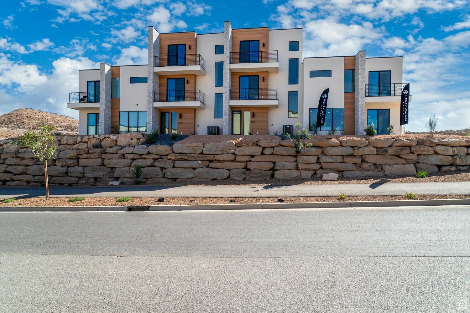 Property Photo:  2828 W Silver Cholla Ln 53  UT 84770 