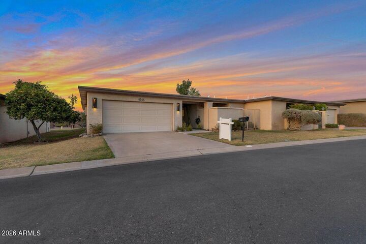 Property Photo: 6044 E Vernon Avenue AZ 85257